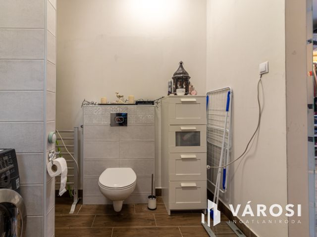 5 szoba + nappalis jó állapotú családi ház Gyömrőn!