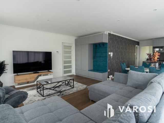 Prémium penthouse Siófokon medencével