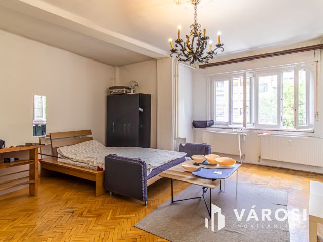 11. kerületben dupla erkélyes, 95m²-es, 1. emeleti lakás