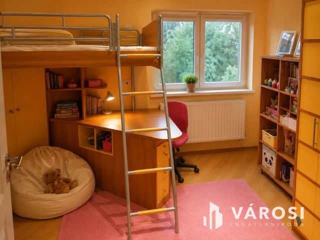 Impozáns családi otthon és vállalkozás egy helyen