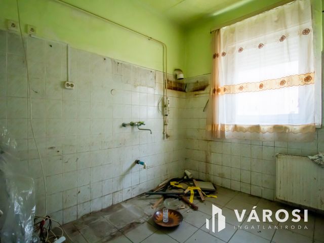 Kiváló lehetőség egy csendes utcában!
