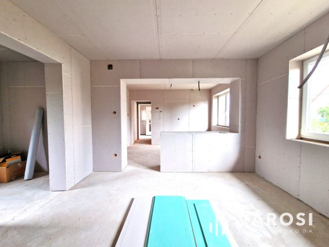 Korszerűsített családi ház - saját ízlés szerint befejezhető
